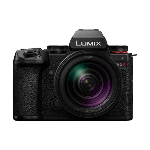 PANASONIC Lumix S5II + S 28-200mm F4-7.1 MACRO O.I.S